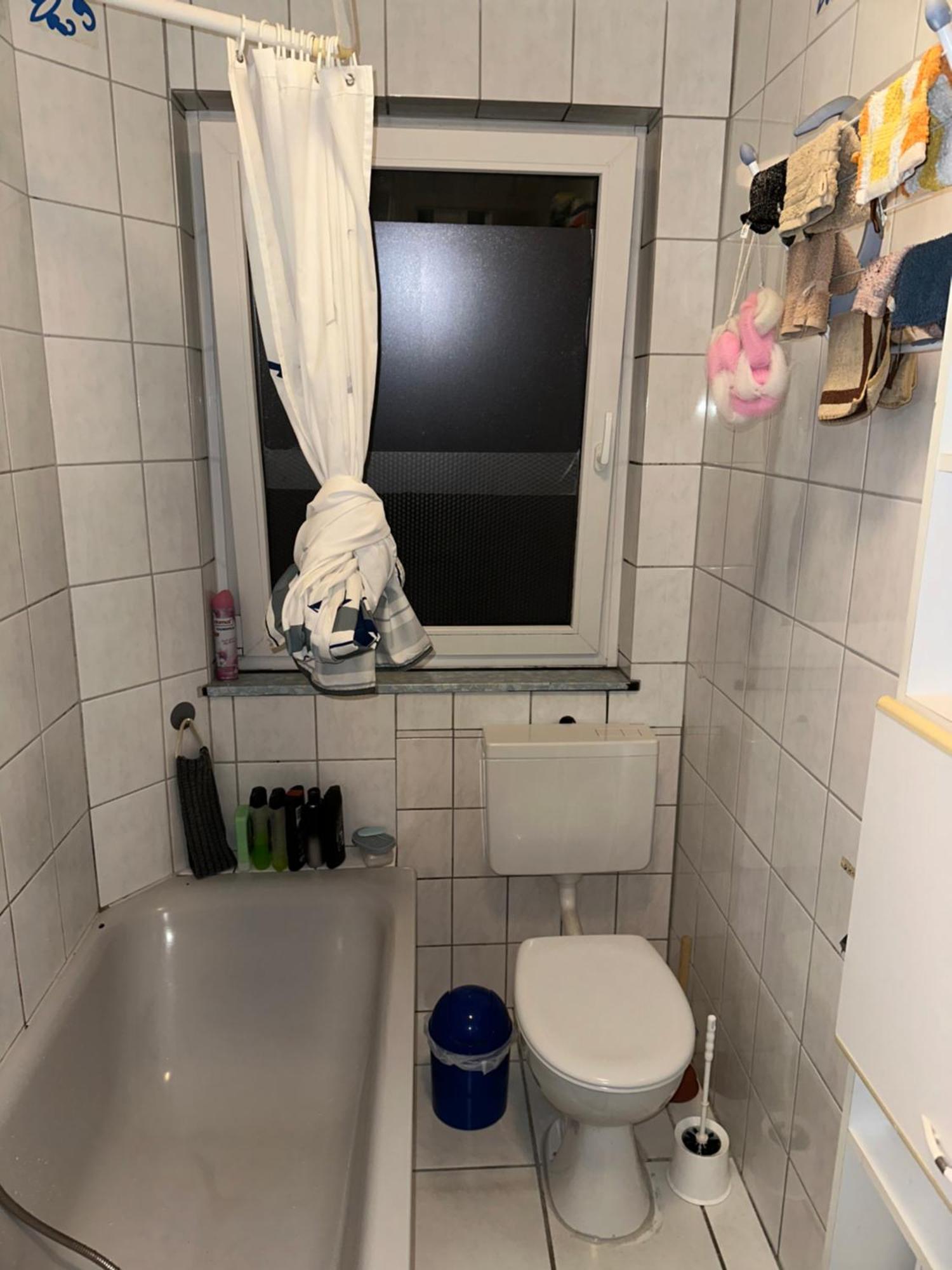 Schoenes Zimmer In Bahnhofsnaehe In Einer Wohnung Mit Grosser Terrasse Гисен Экстерьер фото