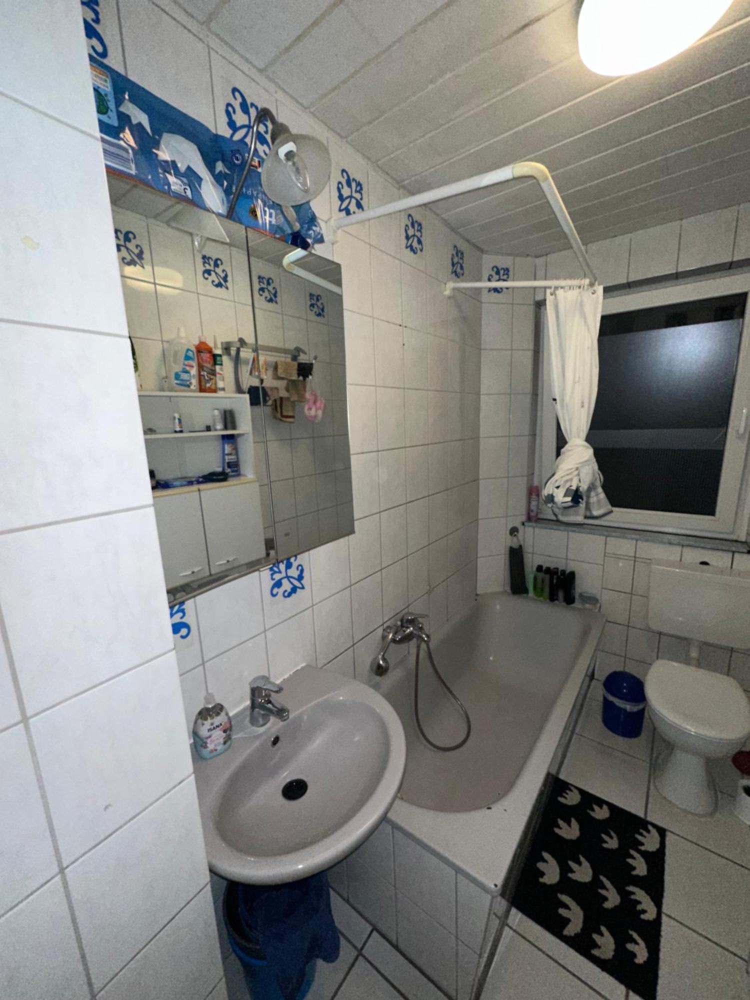 Schoenes Zimmer In Bahnhofsnaehe In Einer Wohnung Mit Grosser Terrasse Гисен Экстерьер фото