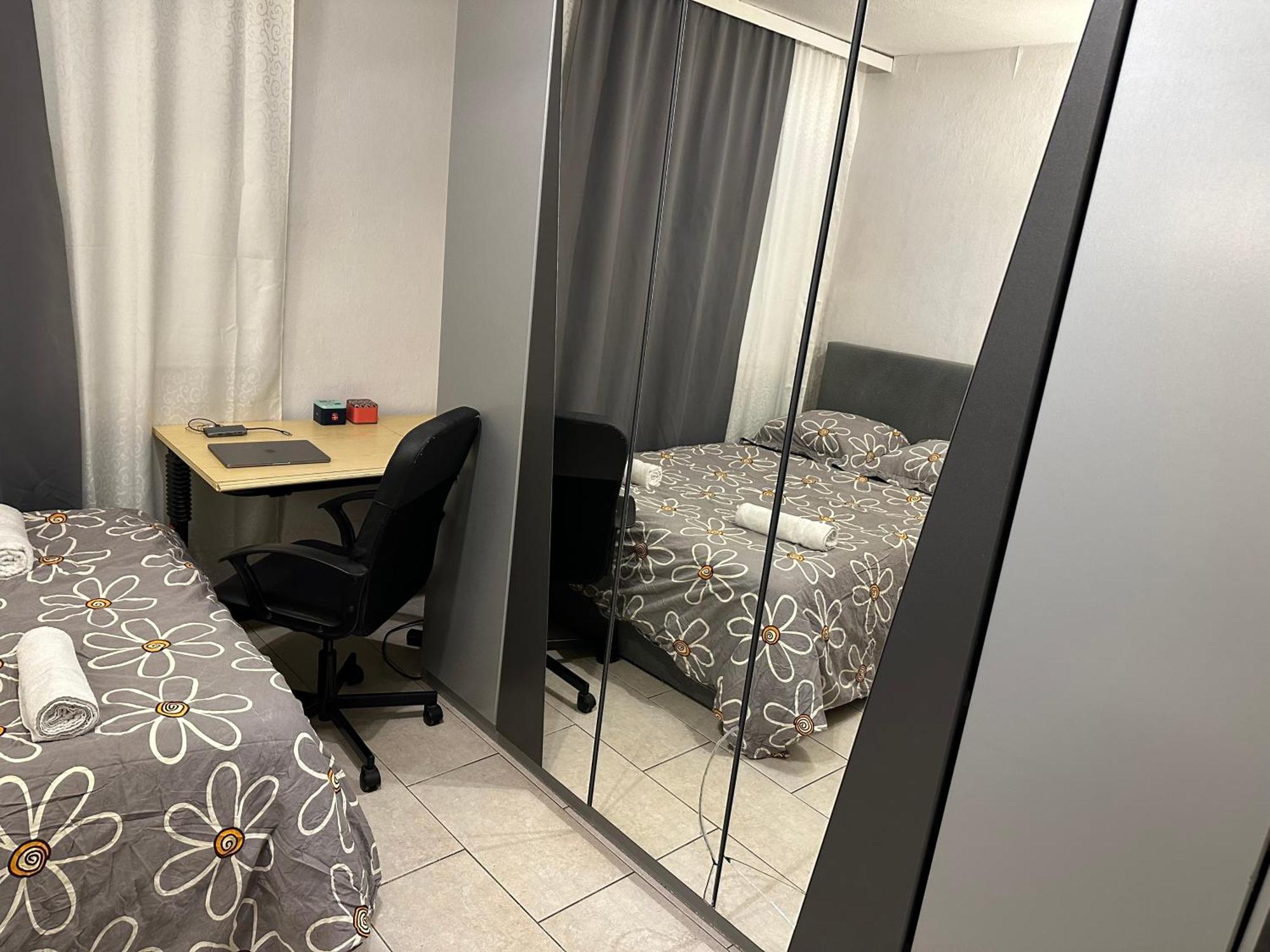 Schoenes Zimmer In Bahnhofsnaehe In Einer Wohnung Mit Grosser Terrasse Гисен Экстерьер фото